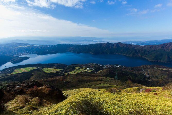 Custom Private Tour in Hakone with a Certified Local Guide - Owakudani and the ropeway area: the smoke, the views, and the pay-it-yourself part