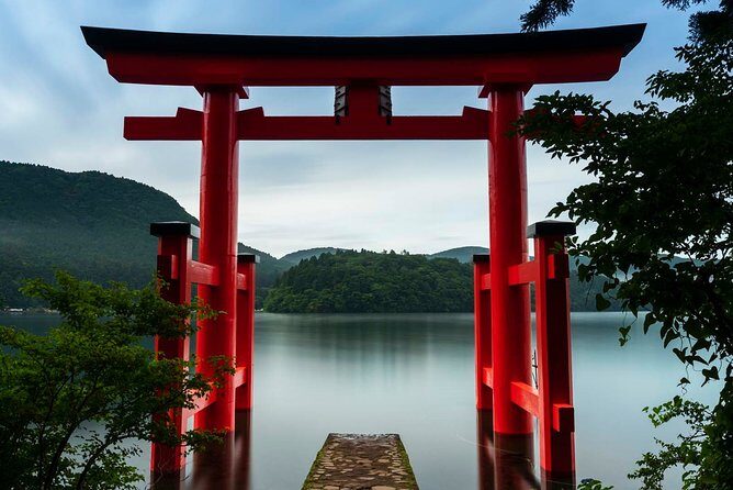Custom Private Tour in Hakone with a Certified Local Guide - Hakone-machi and Onshi Hakone Park: cedar trees, old-road feel, and Fuji when it cooperates