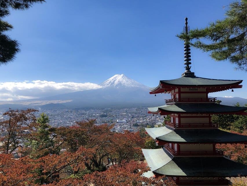From Tokyo: Mt. Fuji And Hakone Private Sightseeing Day Trip - Lake Kawaguchiko: From Ropeway Views to Long-Tail Boat Time