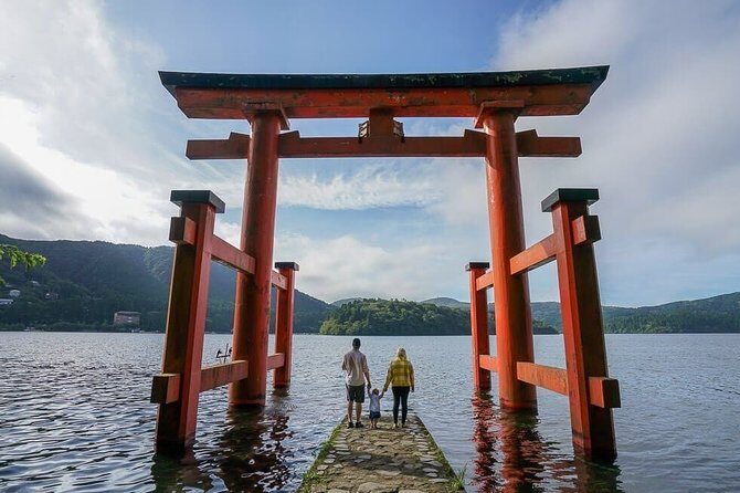 Hakone 6 hour Private Tour with Government-Licensed Guide - Open-Air Museum: art placed around nature, not inside walls