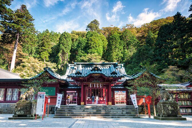 Hakone Private Two Day Tour from Tokyo with Overnight Stay in Ryokan - Day 2 Self-Guided Time: Tea-House Gardens and Easy Pace