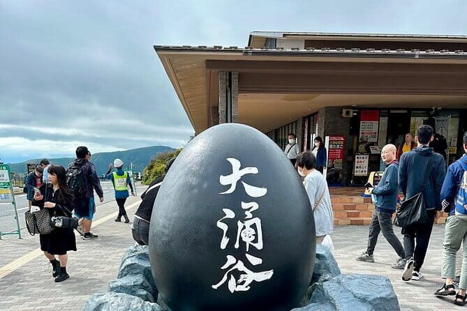 Mt fuji & Hakone customizable day tour w/ English speaking driver - Lake Kawaguchiko and Oishi Park: where you’ll chase reflections
