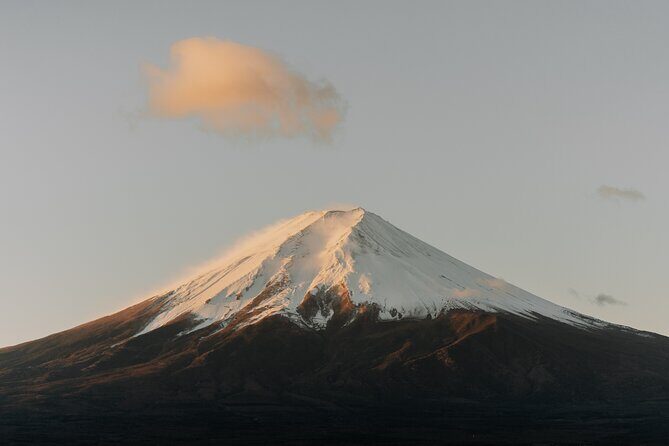 Private Mt Fuji, Hakone and Tokyo Tour - English Speaking Driver - Oshino Hakkai springs: the Fuji water stop